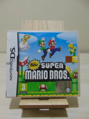 New Super Mario Bros **Nintendo DS NEU Sealed Red Stripe - Immagine 1 di 4