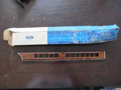 Lincoln Mark VI 1980-1983 tablero reloj de viaje borde de madera E0LY-66044D70 IK Foto 1 de 4