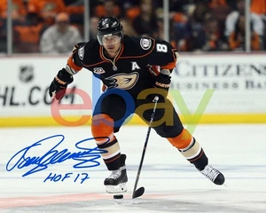 Teemu Selanne Skating Up Ice Anaheim Ducks Auto 8x10 Vintage NHL Photo REPRINT - Bild 1 von 1