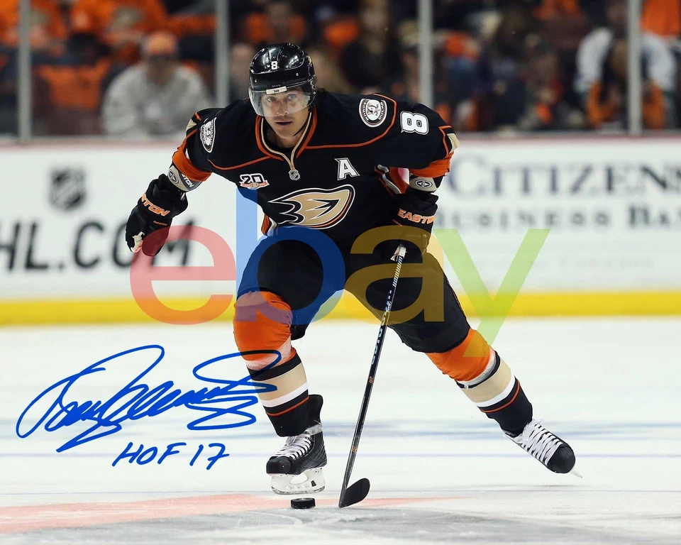 Teemu Selanne Patinaje Hielo Anaheim Patos Automático 8x10 De Colección NHL Foto REIMPRESIÓN Foto 1 de 1