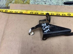 1999-2002 GM 1500 Transmission Shift Cable Bracket - Picture 1 of 18