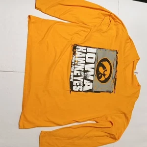 Iowa Hawkeyes T Shirt XL Yellow Long Sleeve Team Spirit - Picture 1 of 4