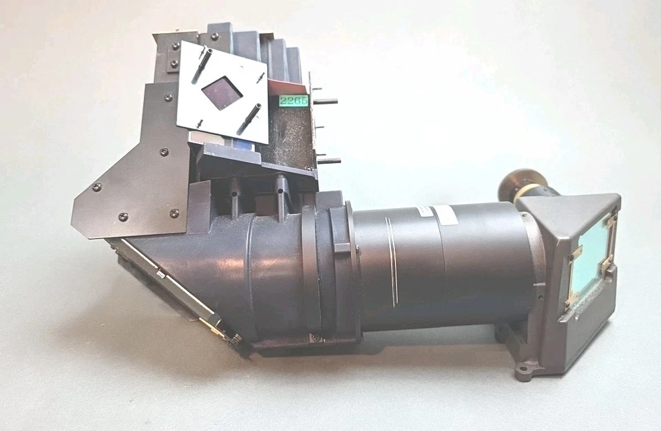 Conjunto de proyector Minolta 4108122-001A con prisma - NOS Foto 1 de 4
