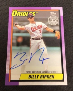 2025 Topps Serie 1 Billy Ripken 1990 35 Aniversario Automático En Tarjeta Orioles - Imagen 1 de 2