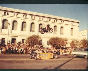 Evel Knievel Color Photo Northern California Jump 2 - Picture 1 of 1