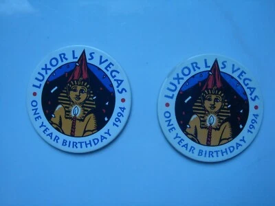 (2ct) Cap Pogs *** LUXOR LAS VEGAS - UN AÑO DE CUMPLEAÑOS - 1994 *** ¡Exclusivo!!! Foto 1 de 4