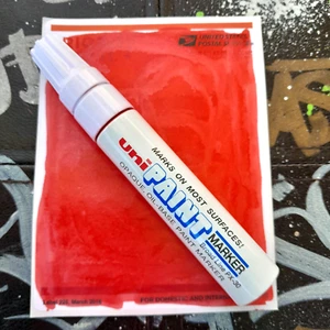 Marcador de pintura uni rojo coral modificado PX-30 punta de cincel ancho suministros de graffiti de 8 mm - Imagen 1 de 8