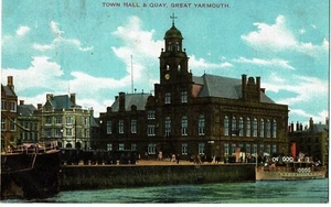 AK DATIERT 1910 RATHAUS UND KAI GREAT YARMOUTH - Bild 1 von 2