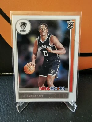 Day'Ron Sharpe Rookie Card 2021-22 Panini NBA Hoops Basketball No.215 - Image 1 of 2