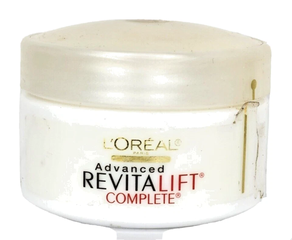 Loreal Advanced REVITALIFT COMPLETE with SPF 15 SUNSCREEN 1.7 oz - Image 1 of 1
