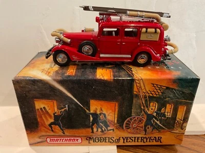 YFE03 MATCHBOX-MODELS OF YESTERYEAR 1933 CADILLAC FIRE WAGON - Image 1 of 4