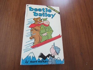 BEETLE BAILEY BY MORT WALKER 1981 TOR GIANT CARTOON HUMOR PB - Picture 1 of 3