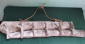 GARDEROBE AUS HOLZ IM LANDHAUSSTIL - Bild 1 von 1