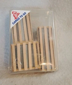 G Scale Cargo Freight Car Loads Lot 3 Crates Model Train Diorama - Picture 1 of 3