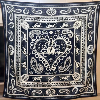 2025 New Sallys 70% Cashmere & 30% Silk Heart Print Double Face Scarf Shawl 53" - Image 1 of 4