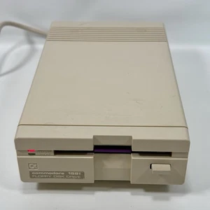 Commodore 1581 3.5" Disk Drive Powers On Untested - Photo 1/10