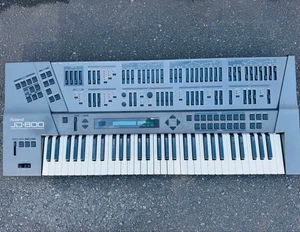 Roland JD-800 Digital Synthesizer Vintage - Picture 1 of 4