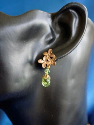 Ohrringe Stecker Gold Peridot Blüten Blumen Jugendstil Hochzeit Event - Bild 1 von 4