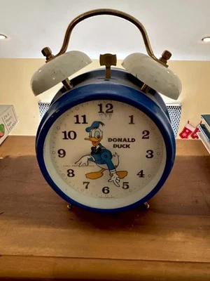 Rare BRADLEY Donald Duck Alarm Clock (Manual-winding) Vintage Working - Image 1 of 2