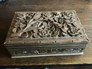 Antique Ornate Wood Secret Opening Trick To Open Box 8” x 5” x 3” - Picture 1 of 13
