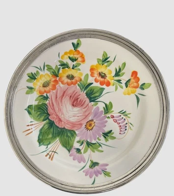Plato de sopa de peltre y cerámica pintado a mano floral blanco Valpeltro $146 11" de diámetro Foto 1 de 3