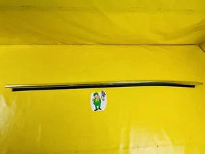 NUEVO + ORIGINAL Opel Rekord D Commodore B 2 puertas barra de pozo de puerta izquierda cromo - Imagen 1 de 5