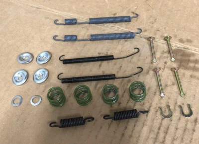 Nuevo de Lote Antiguo Kit de Herrajes de Freno de Tambor Beck/Arnley Se Adapta a Mits 88-01 Chry Eagle #084-1318. Foto 1 de 4