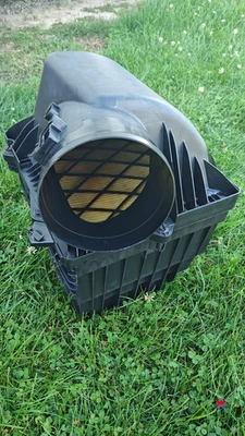 Коробка впуска воздухоочистителя 2019-2025 Ram 2500 3500 6,7 л Cummins 68321026AC 15 тыс. миль - Изображение 1 из 4