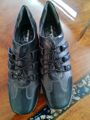 Women's Walking Cradles Black Leather  11 S - Image 1 of 4