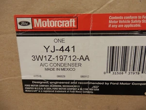 OEM Ford 3W1Z-19712-AA YJ-441 AC Condensador Corona Victoria Lincoln Town Car 4.6L - Imagen 1 de 5