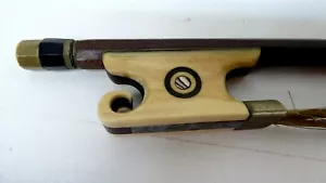 ANTIQUE WOODEN VIOLIN BOW SCROLLED FROG PEARL SHELL INLAID EYE OLD ESTATE PIECE - Picture 1 of 10