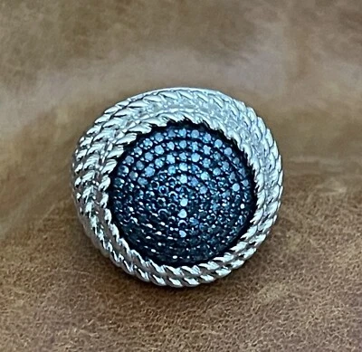 Anillo de ley de diamantes naturales azules pavé redondo Affinity 1/2 cttw talla 6,25 nuevo sin etiquetas Foto 1 de 4