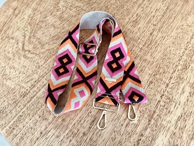 Thomas & Lee Cartera Cámara Guitarra Correa Azteca Tono Dorado Herrajes Rosa 51” Foto 1 de 4