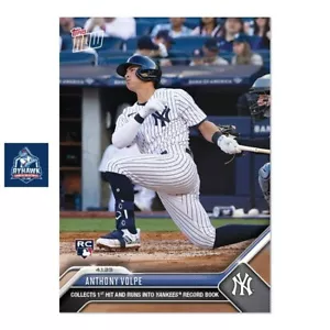 2023 Topps Now #22 Anthony Volpe New York Yankees 1. Hit RC Rookie in der Hand - Bild 1 von 3