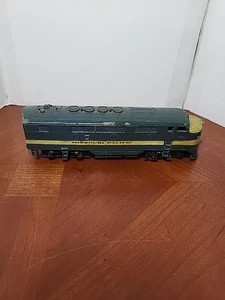 Locomotore diesel vintage motorizzato Missouri Pacific scala 1/87 HO - Foto 1 di 15