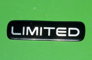 JEEP GRAND CHEROKEE 00-04 FRONT DOOR LIMITED EMBLEM 55156043AA OEM MOPAR DECAL - Bild 1 von 8