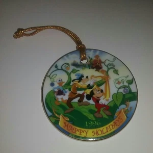 Disney Theme Parks 1996 Limited Edition Magic Kingdom Christmas Disc Ornament - Picture 1 of 6
