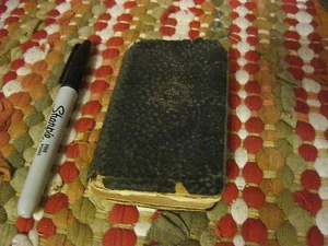 The Vest-Pocket Manual with Epistles and Gospels - 1922  - Imagen 1 de 5