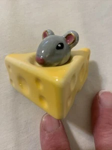 Nora Fleming Mini - A223 Cheese, Please! mouse ceramic platter charm - Picture 1 of 3