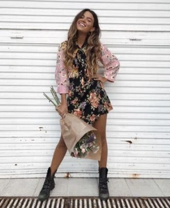 ZARA AW17 Abito Nero A Fiori Patchwork Con Fiocco 8443/847 Blogger XS - Foto 1 di 12