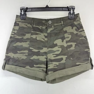 Social Standard by Sanctuary Größe Medium Damen grün Camouflage Utility Shorts - Bild 1 von 6