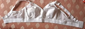 Playtex P0556 Cross Your Heart Non-Wired Bra 40D White Non/Padded Excellent Used - Picture 1 of 3
