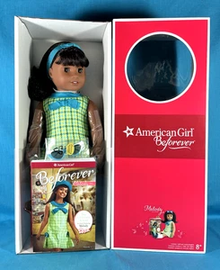 Neu im Karton ~ American Girl Melody Puppe ~ mit Buch Melody's BONUS - Sonnenbrille schwarze Haare - Bild 1 von 16