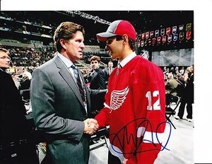 DETROIT RED WINGS MIKE BABCOCK SIGNED DRAFT DAY 8X10 - Picture 1 of 1