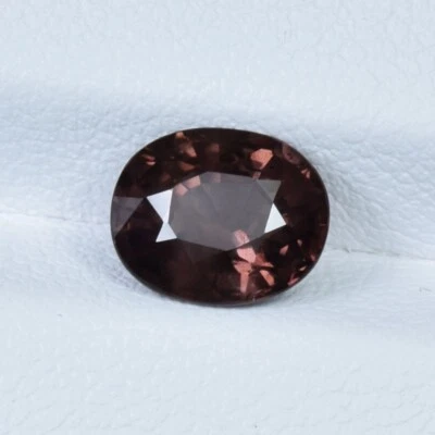 2.17 Cts Best Luster Natural Color Change Garnet Unheated Oval...!!!!! - Image 1 of 2