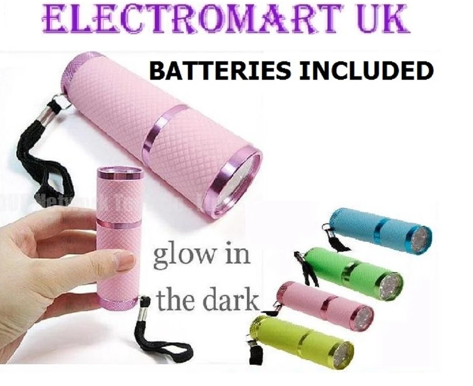 ULTRA BRIGHT RUBBER GLOW IN THE DARK TORCH INCLUDING BATTERIES - Image 1 of 1