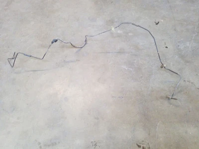 Módulo ABS para línea de manguera de freno delantero derecho | Se adapta a Ford F250 F350 2005-2006 Foto 1 de 4