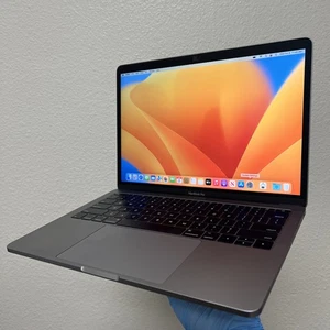 Apple MacBook Pro 13” 2017 i5-7360U 2,3 GHz 8 GB Ram 121 GB grado B - Imagen 1 de 12