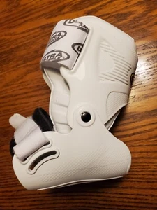 2 Braces - Ultra Zoom Ankle brace S/M Cushion Fit  Sports Injury Prevention Used - Picture 1 of 8