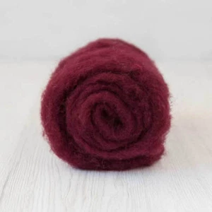 Carded Felt Wool Needle Felting Carded Batt Red Berry Wine Magenta Maori DHG Sof - Picture 1 of 4